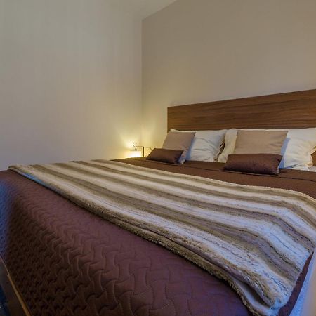 Branka Appartement Crikvenica Kamer foto