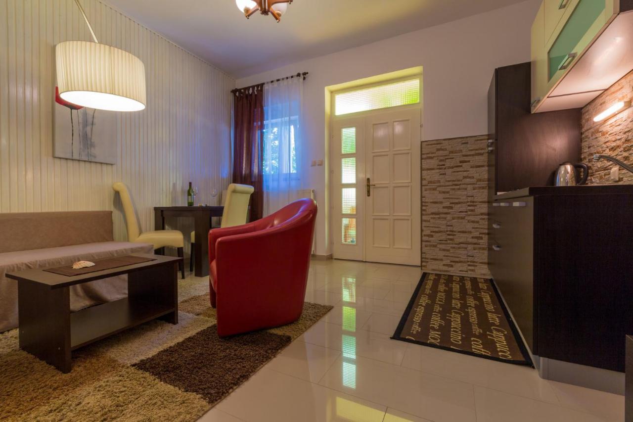 Branka Appartement Crikvenica Buitenkant foto